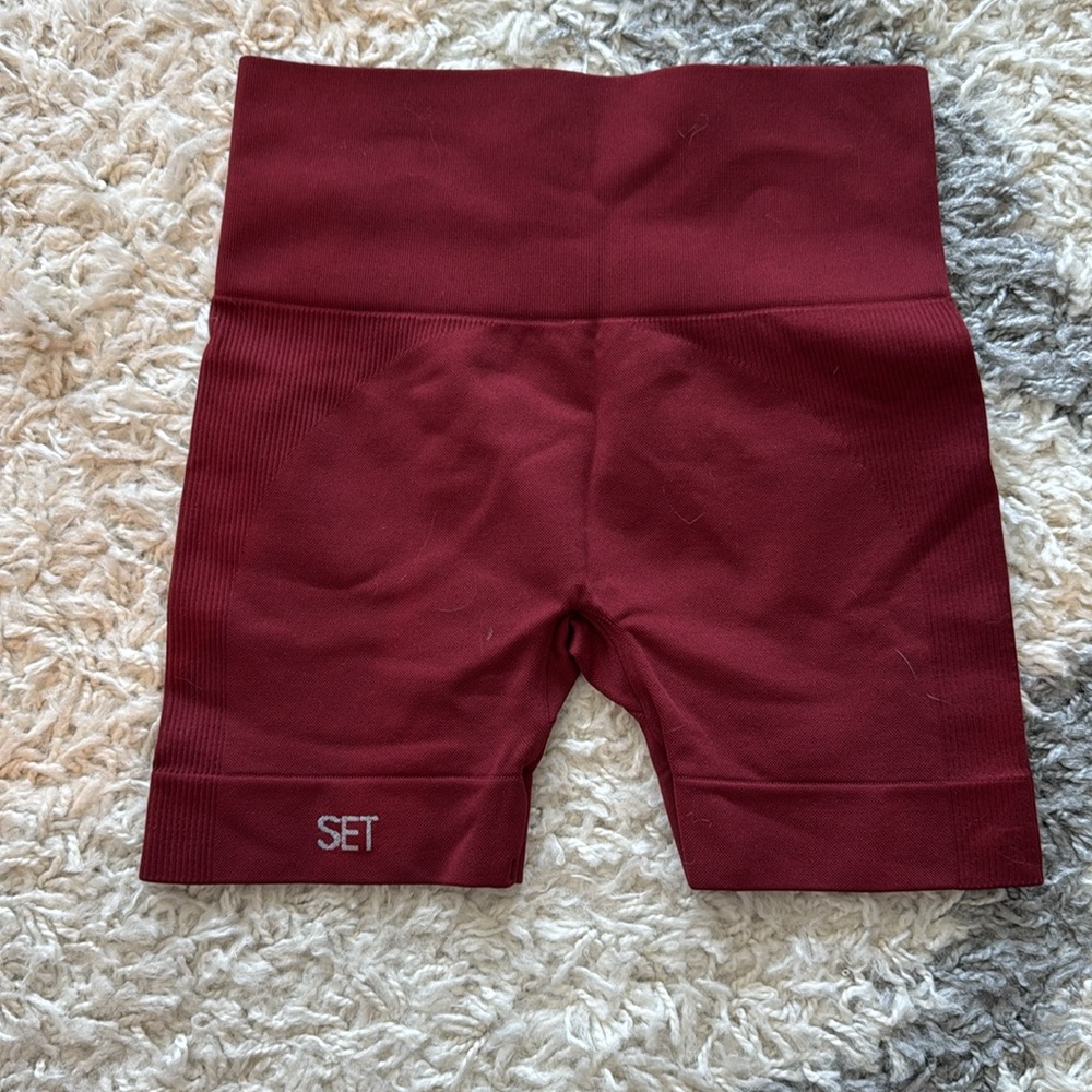 Set Active Maroon Set - Picture 5 of 6